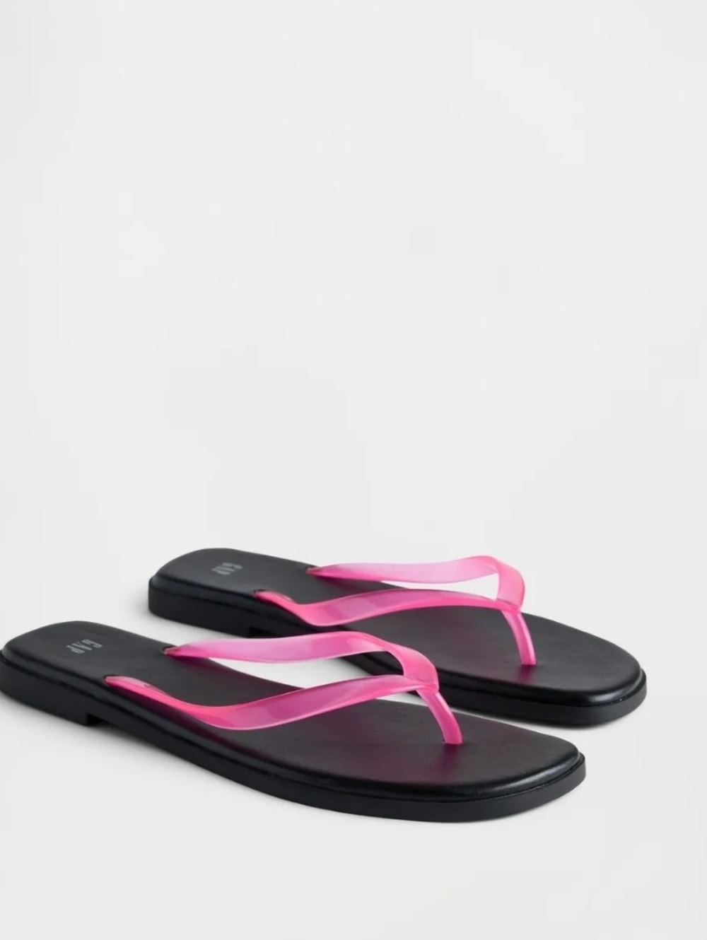 New Gap Jelly Standout Pink Flip Flop Sandals NWT